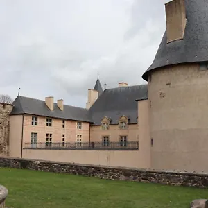 Hébergement de vacances L'oustalou - Wifi - Jardin - Campagne, Villeneuve (Puy-de-Dome)
